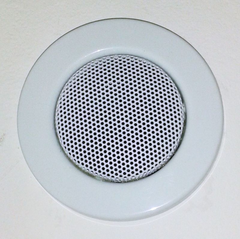 AU Speaker 01 k